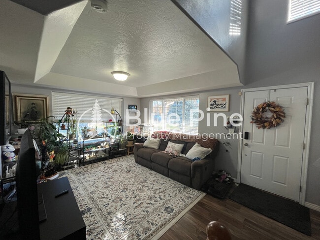 Photo - 5107 Lindee Ln