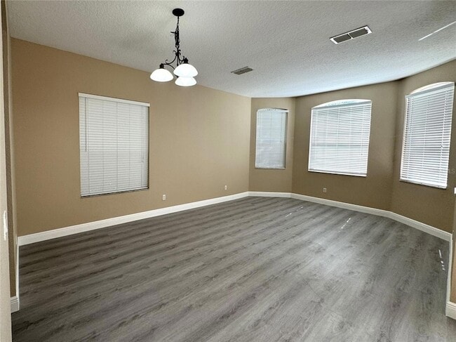 Photo - 5040 Walnut Ridge Dr
