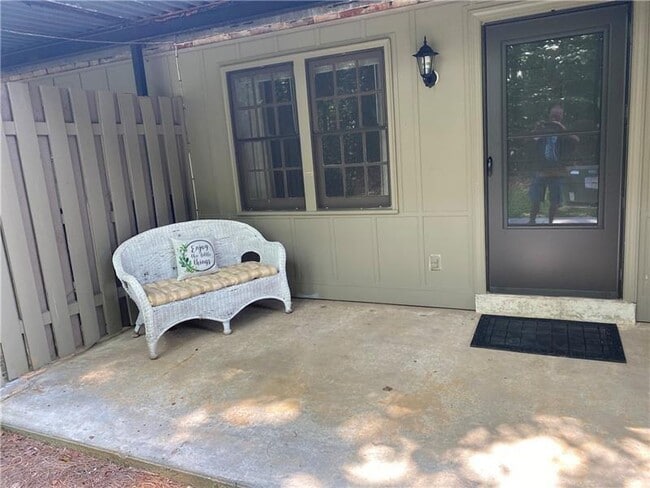 Photo - 3095 Colonial Way Unit M