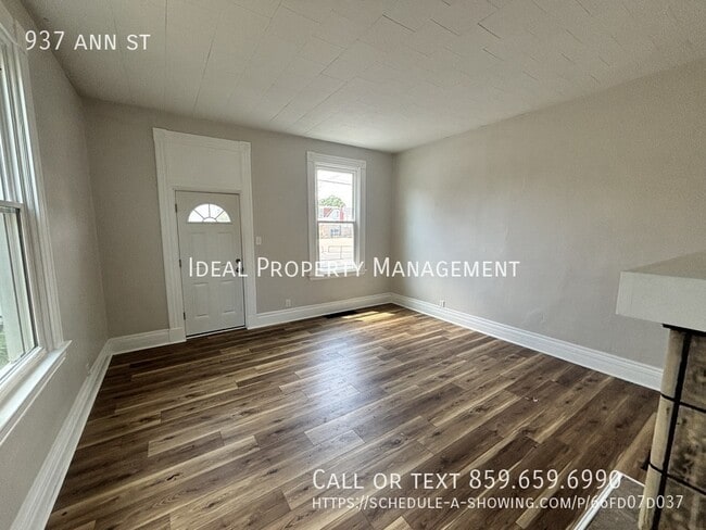 Photo - 937 Ann St