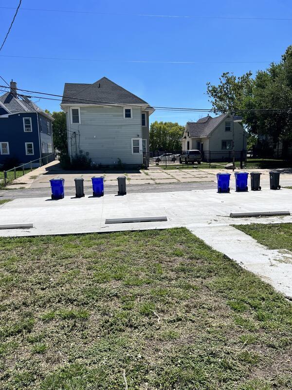 Photo - 1215 1/2 2nd Avenue SE - 1