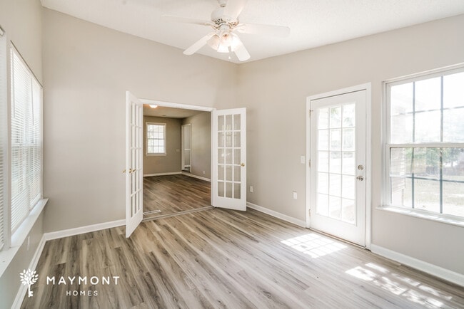 Photo - 205 Branch Hill Dr
