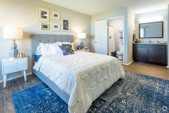 2 BR, 2 BA - Verona