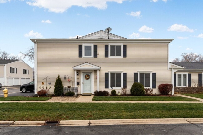 Photo - 1481 Quaker Ln