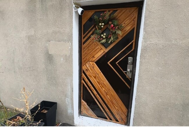 Photo - 239 Morningside Ave Unit Ground Level #1