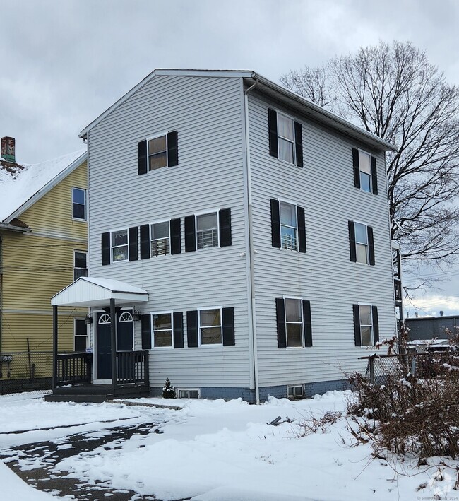 Building Photo - 183 Union Ave Unit 1 Rental