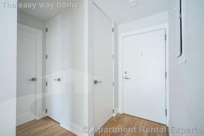 Photo - 334 Harvard St Unit #J3