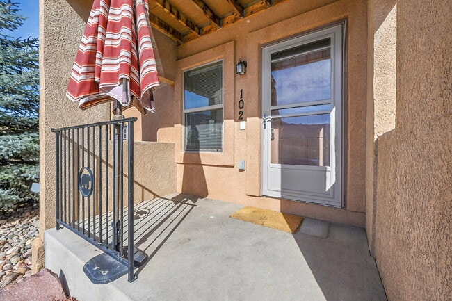 Photo - $1,795.00, 2-bed, 2 bath, located in Colorado Springs. Unidad 102