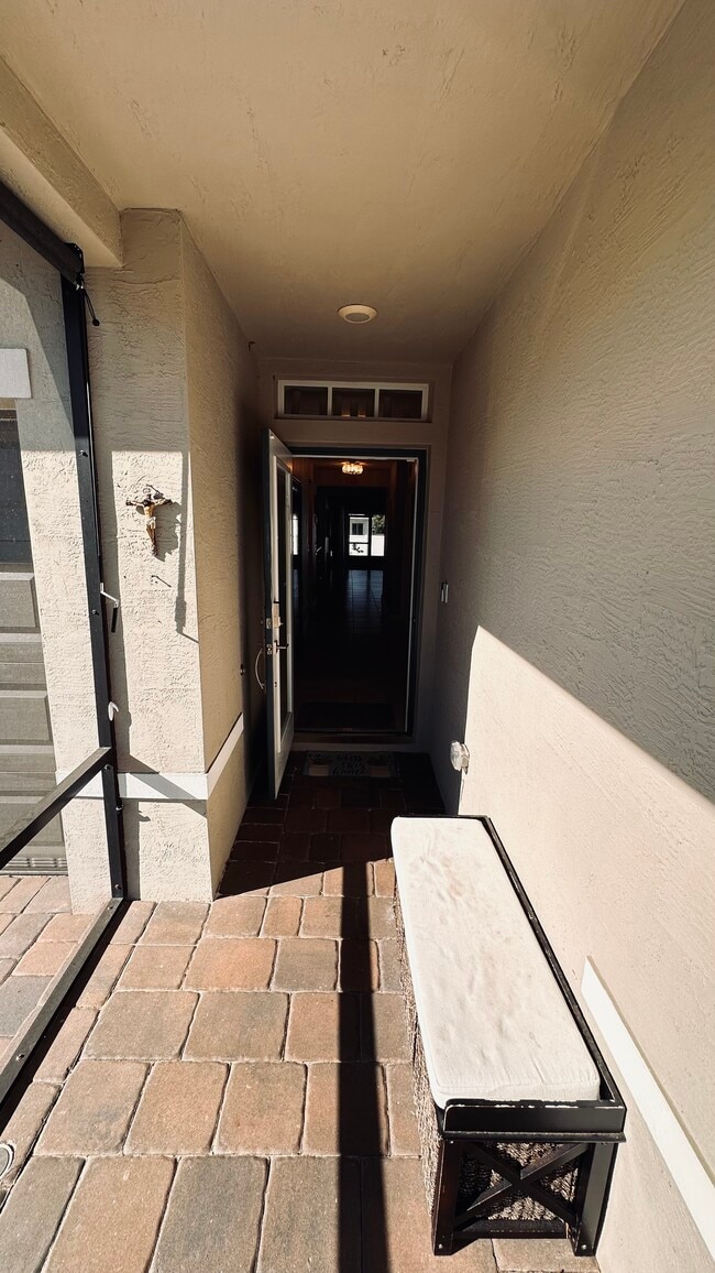 Photo - 3869 SE Lee St