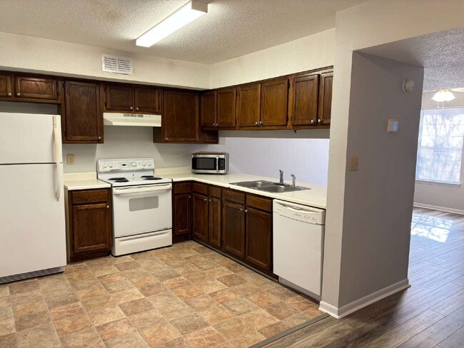 Photo - "Charming 2-Bedroom Townhouse in Fort Walton Beach!" Unidad A
