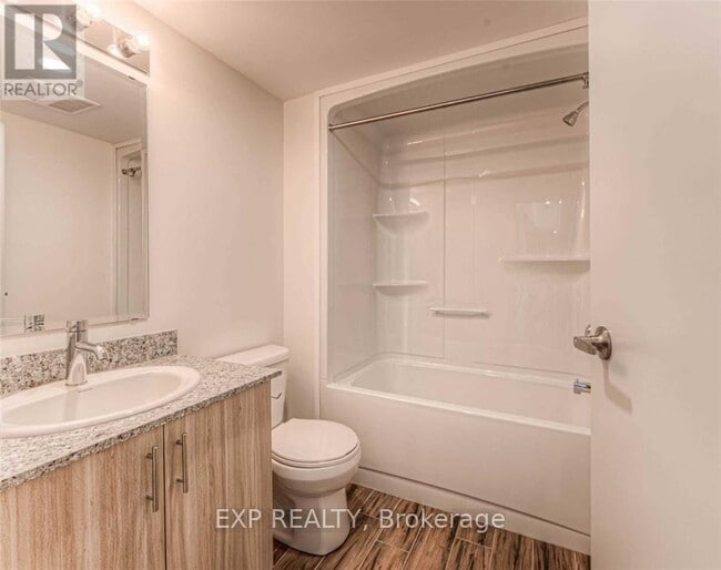 Photo - 275 Larch St Unit F301