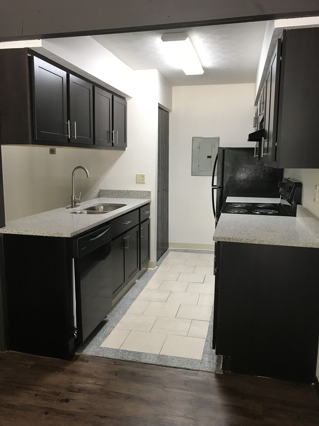 Photo - Timber Top Apartments & Townhomes