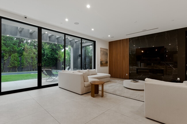 Photo - 356 N La Jolla Ave