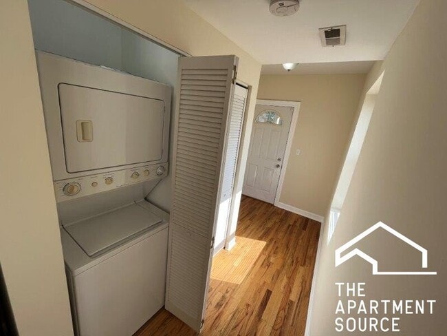 Photo - 4606 N Monticello Ave Unit 3N