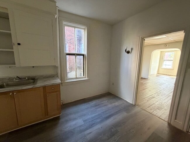 Photo - 347 E King St Unit 1st Floor