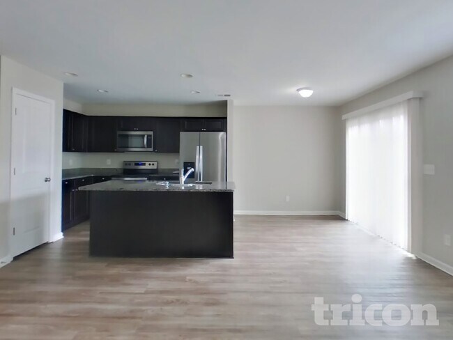 Photo - 501 Eastfair Dr