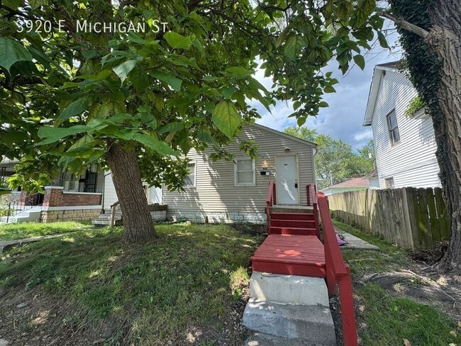 Building Photo - 3920 E Michigan St Rental