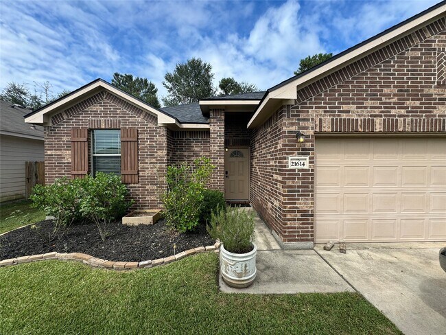 Photo - 21614 Alexandria Forest Ct