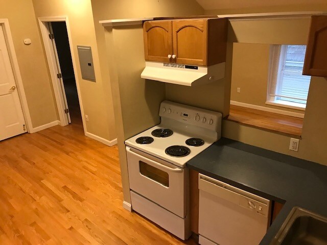 Photo - 29 Cameron Ave Unit 3