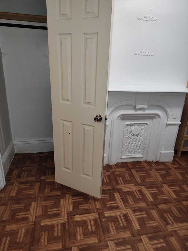 Photo - 540 Mercer St