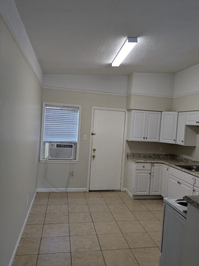 Photo - 3359 Frick Rd