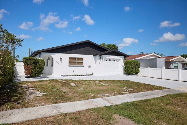 Photo - 6804 N Hubert Ave