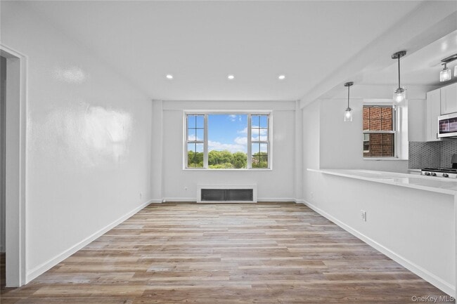 Photo - 220 Pelham Rd Unit 6P