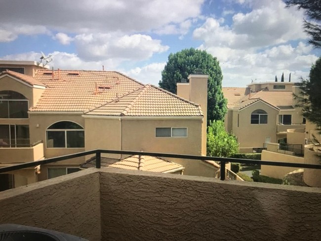 3 Bedroom Off Campus Housing Apartments In Pomona Ca