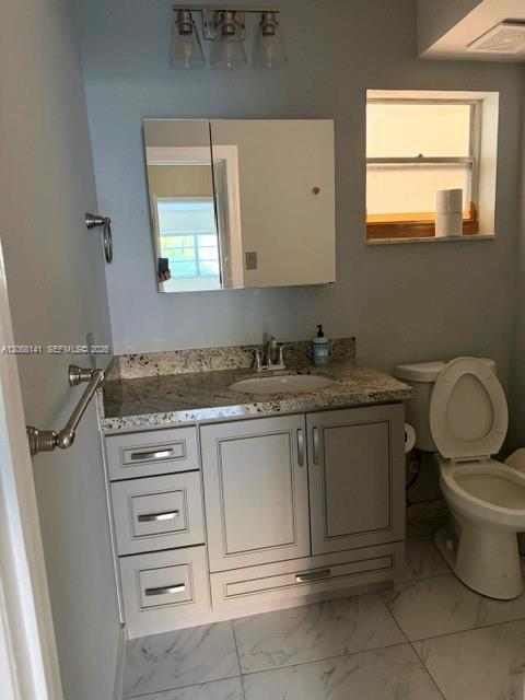 Photo - 901 NE 14th Ave Unit 305