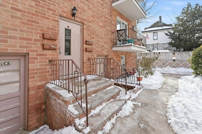 Photo - 1614 Union Turnpike