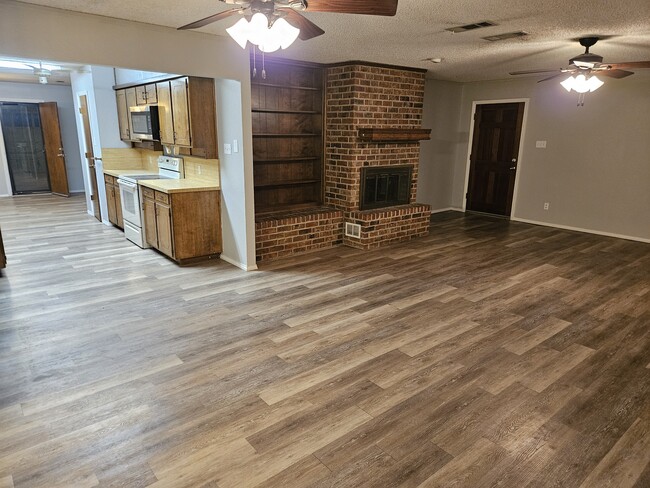 Photo - 6825 County Rd 527