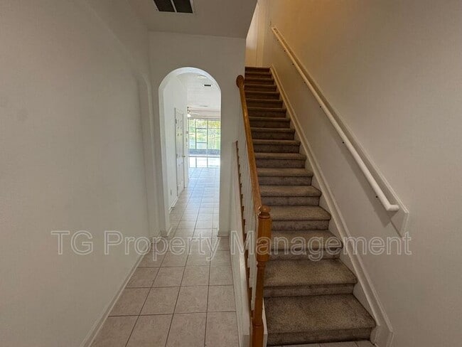 Photo - 5760 Sandstone Way