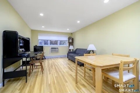 Photo - 637 Cove Rd Unit A3