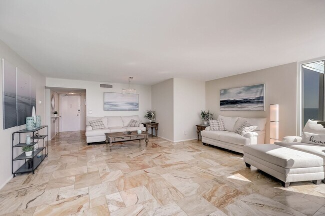 Photo - Seaside Serenity: Luxurious Gulf-Front Ret...