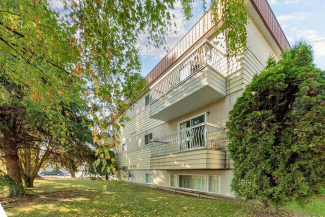 Photo - Gateway Manor Apartments