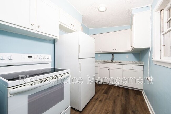 Photo - 5847 Forrest Rd