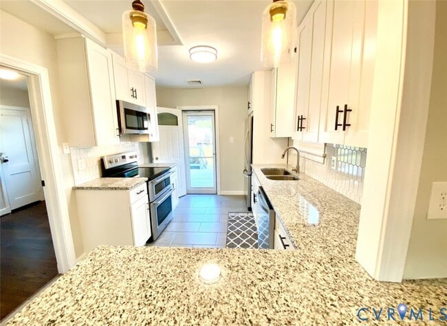 Photo - 26 Eastlake Dr