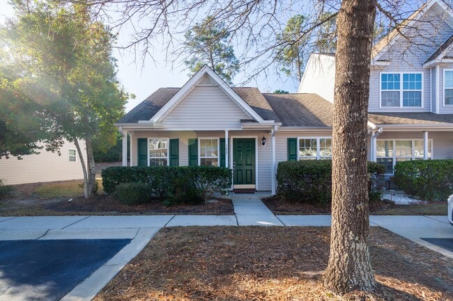 Building Photo - 192 Sonata Cir