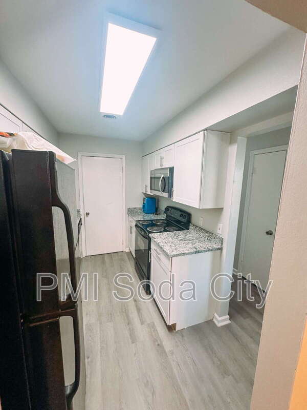 Photo - 105 Thornwell Ct Unidad G