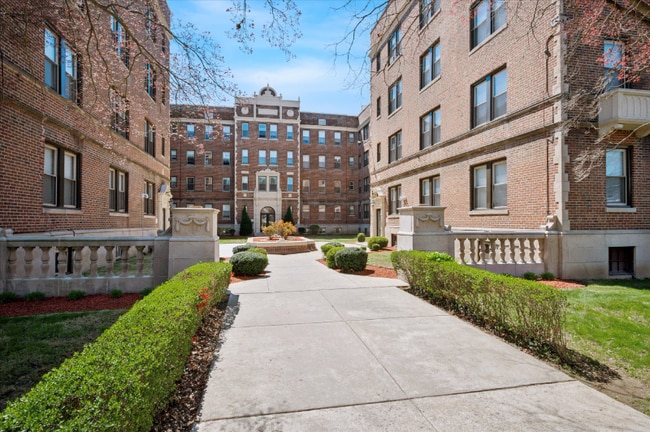 Photo - 6202 Wayne Ave Unidad B101