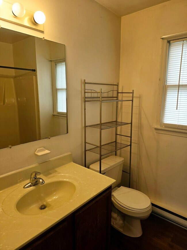 Photo - 6 5th St Unidad B