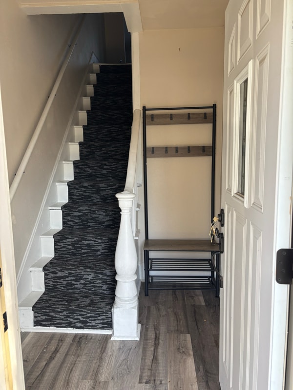 Photo - 517 7th St E