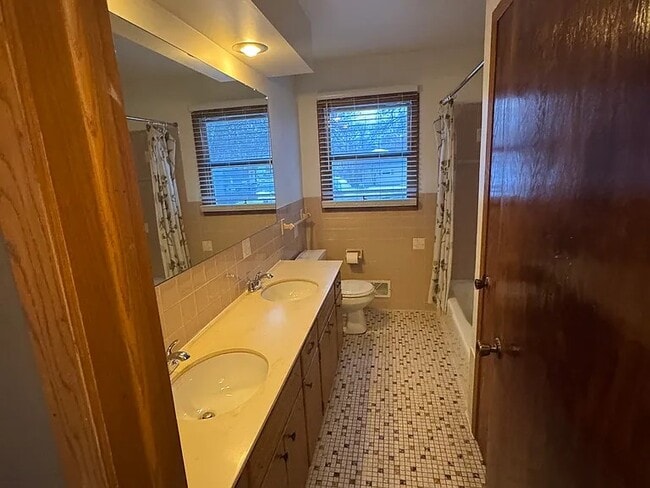 Photo - 1910 Valleyhigh Dr NW Unidad 1910