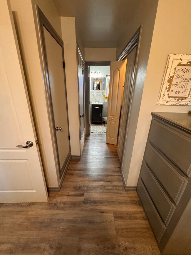 Photo - 1207 W Gore Blvd Unit 12