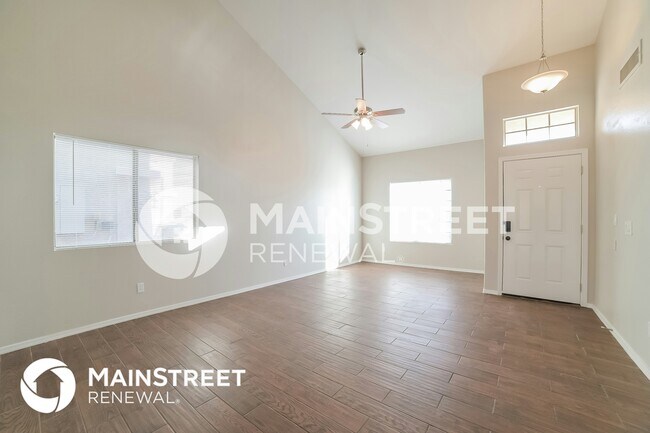 Photo - 11216 W Pierson St