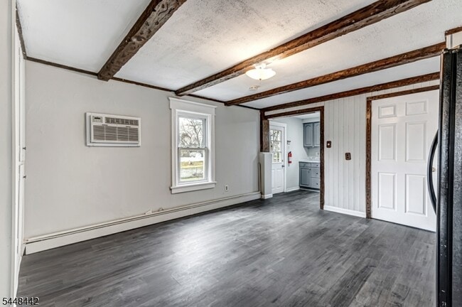 Photo - 273 W Main St