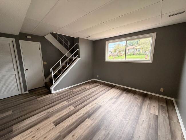 Photo - 720 7th St Unit 718