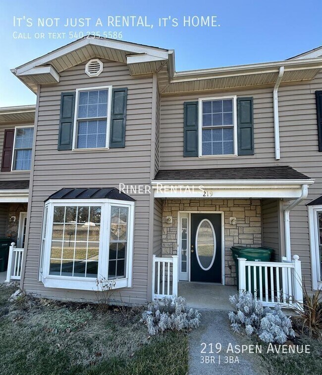 Building Photo - 219 Aspen Ave