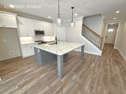 411 Perry Ave