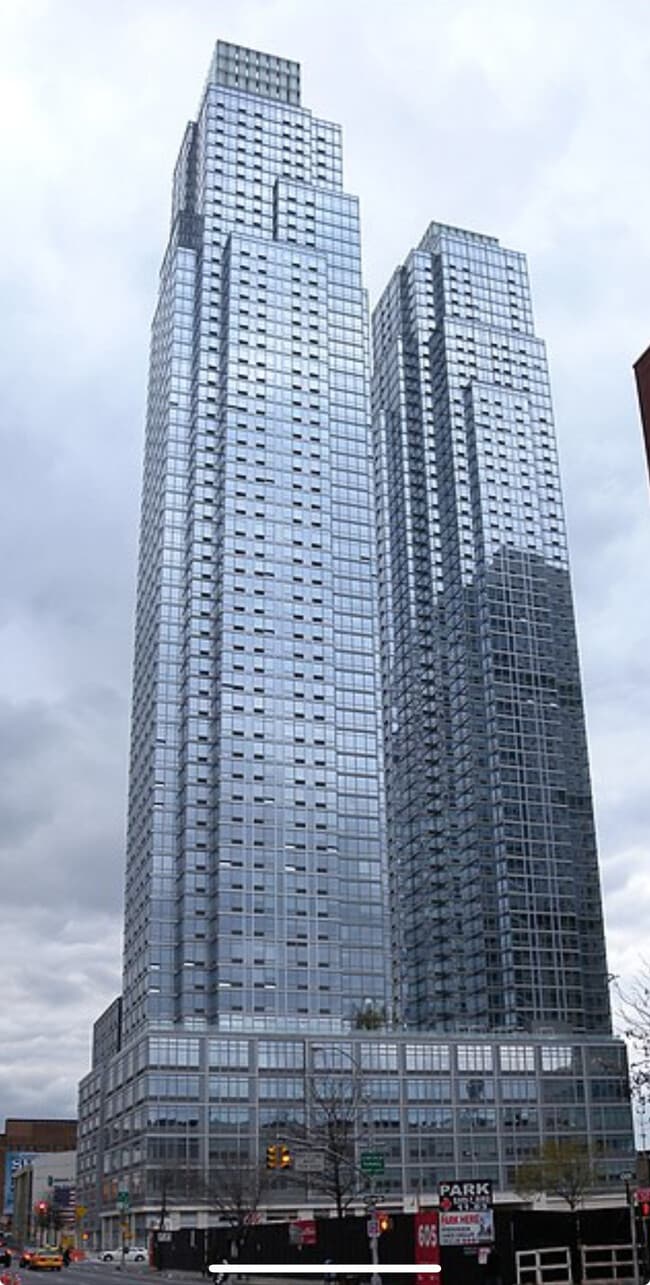 Photo - 620 W 42nd St Unit S21E